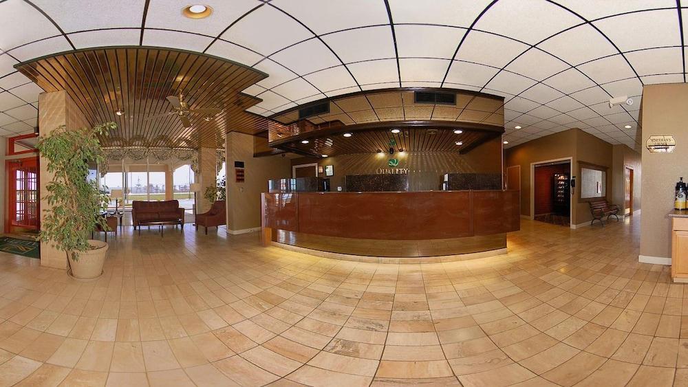 Quality Inn Ada Near University Экстерьер фото