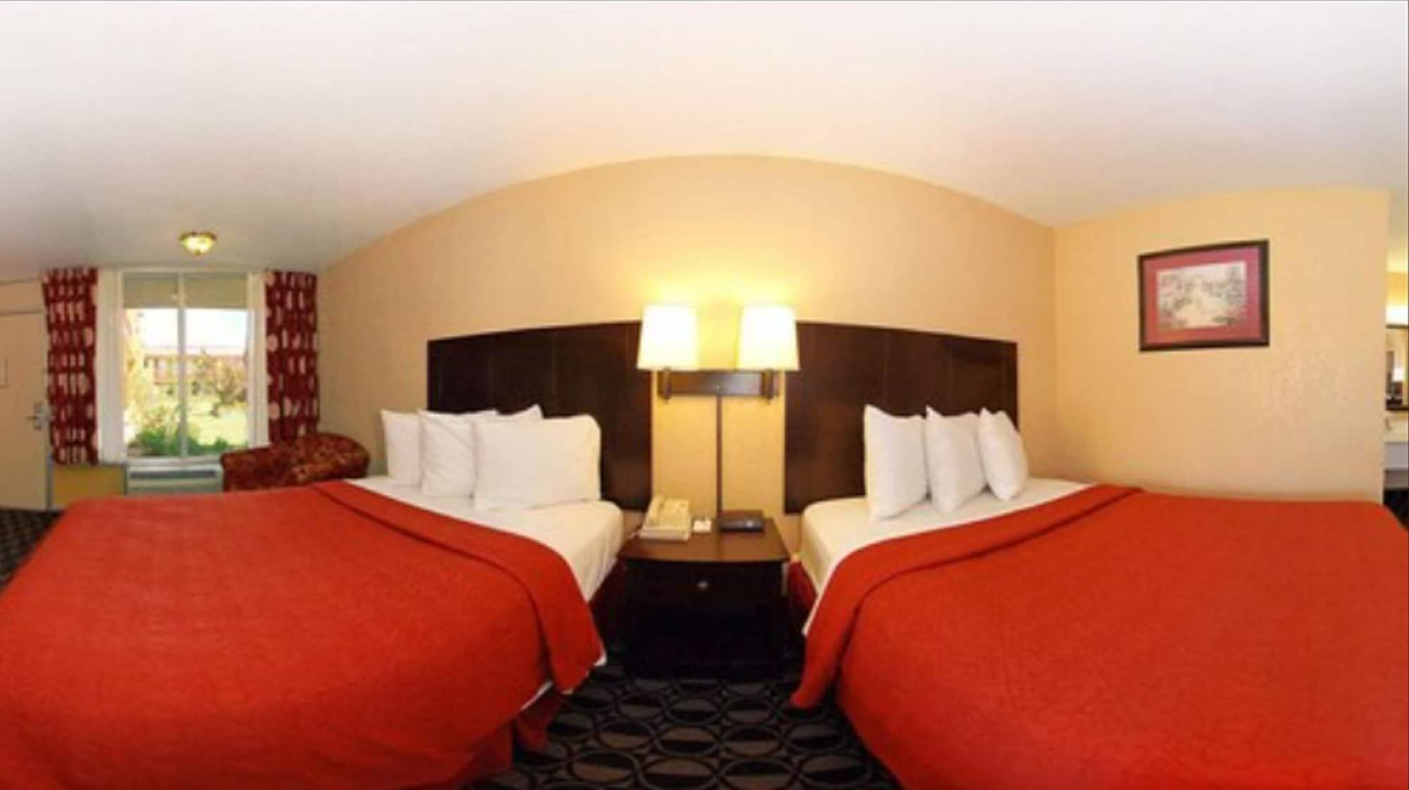 Quality Inn Ada Near University Экстерьер фото